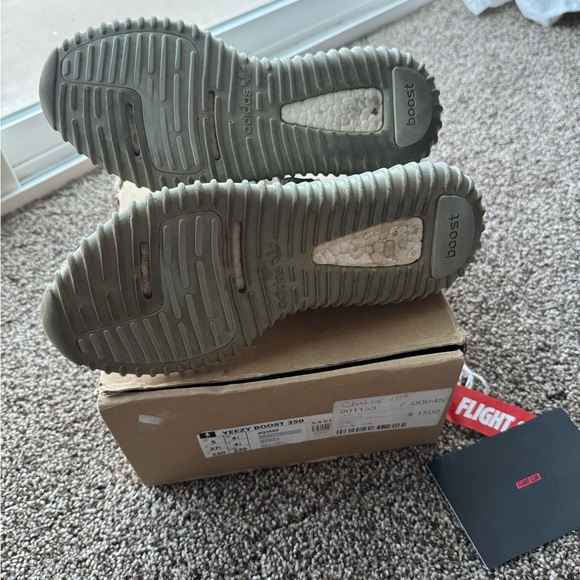 AUTHENTIC Yeezy boost 350- Moon Rocks - Picture 8 of 9